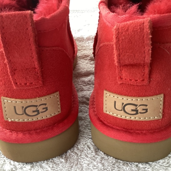 UGG Red Ankle Boots - Picture 5 of 5